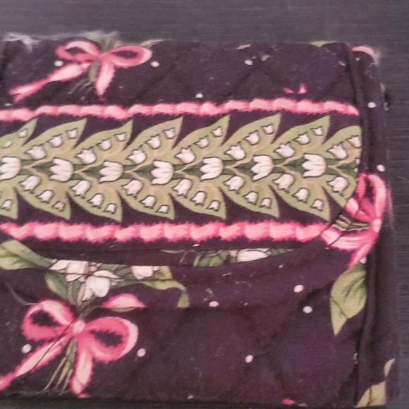 Vera Bradley Handbags - Vera bradley breast cancer 🎀 wallet